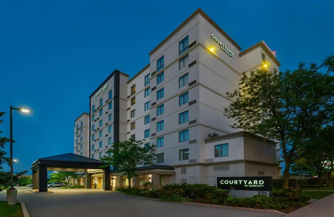 Courtyard By Marriott Toronto Airport-1