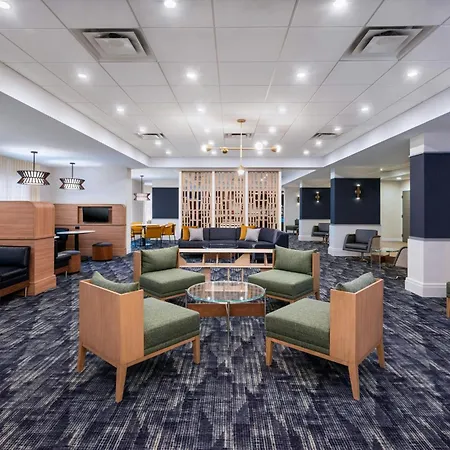 Courtyard By Marriott Toronto Airport-3